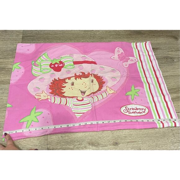 Strawberry Shortcake Standard Pillowcase Vintage Pink - Picture 3 of 4